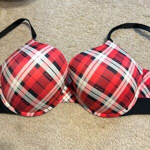 Gently worn size 38DD Victoria Secret bra